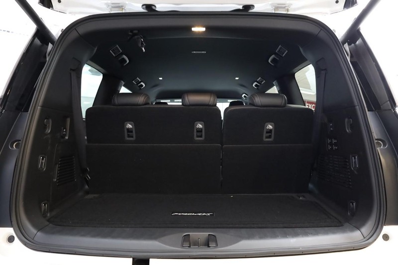 Nissan Armada Vehicle Image 07
