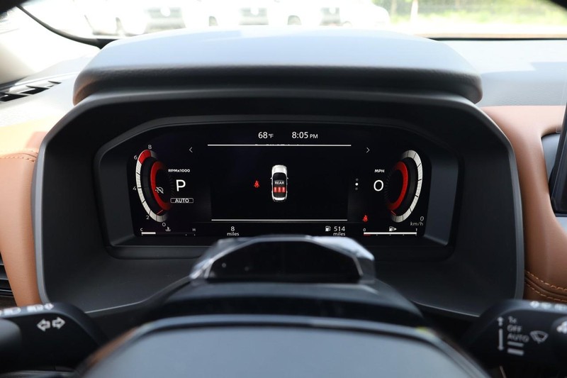 Nissan Rogue Vehicle Image 10