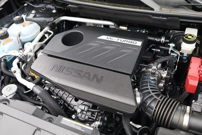 Nissan Rogue Vehicle Full-screen Gallery Image 26
