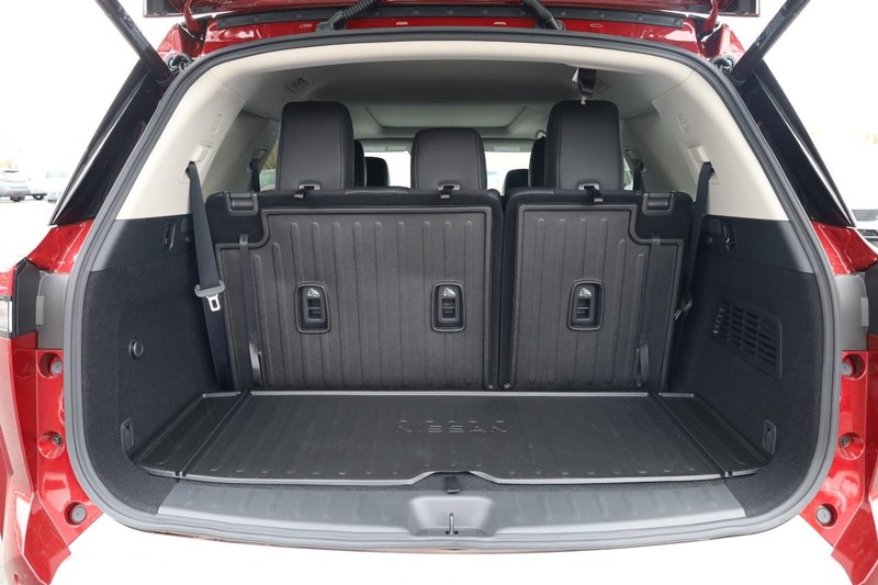 Nissan Pathfinder Vehicle Image 07