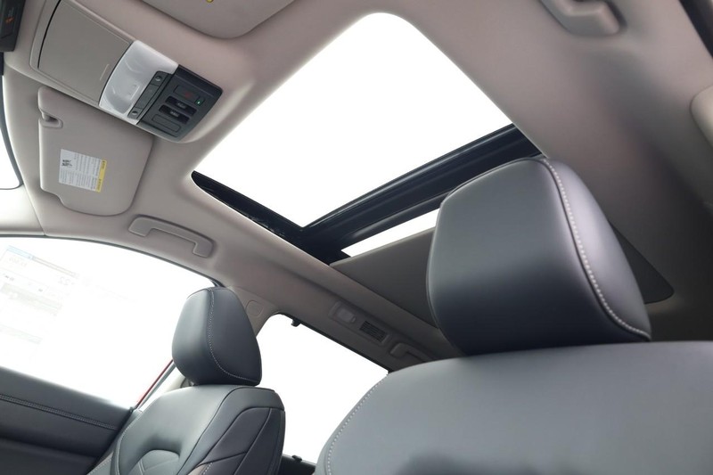 Nissan Pathfinder Vehicle Image 21