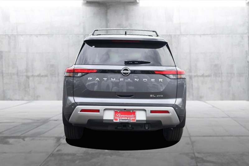 Nissan Pathfinder Vehicle Image 06