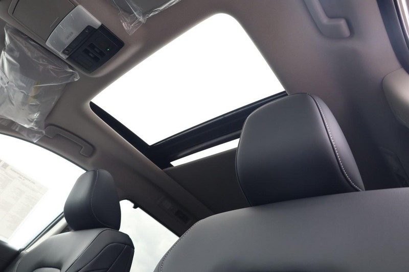 Nissan Pathfinder Vehicle Image 21