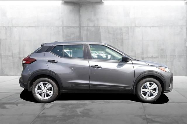 Nissan Kicks Play Vehicle Image 05