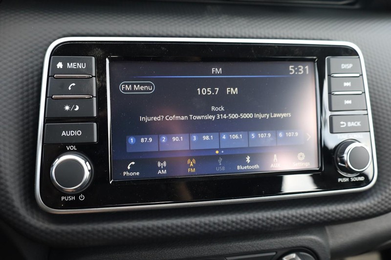 Nissan Kicks Play Vehicle Image 11