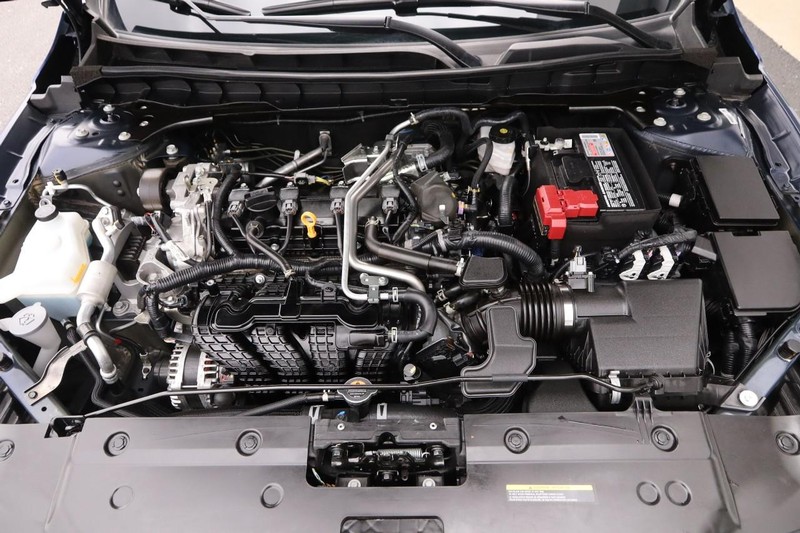 Nissan Altima Vehicle Image 25