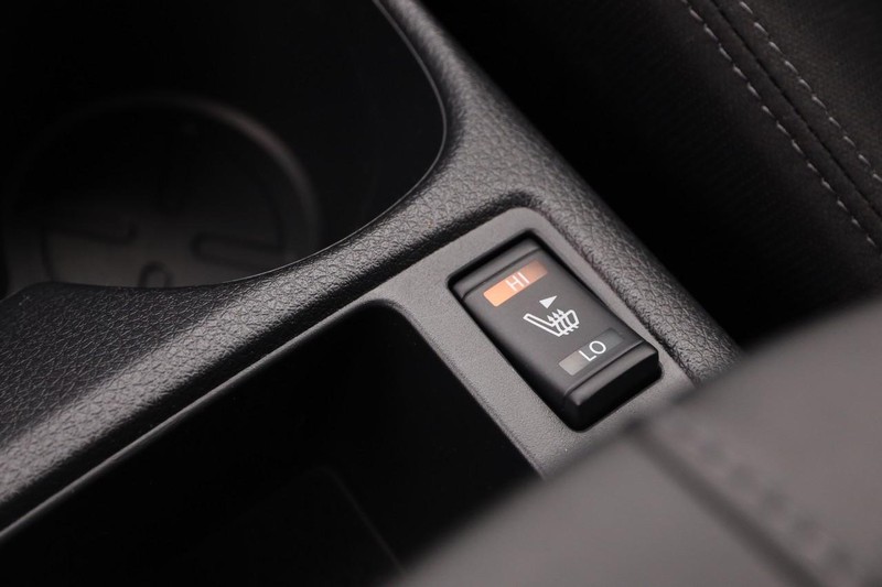 Nissan Rogue Sport Vehicle Image 19