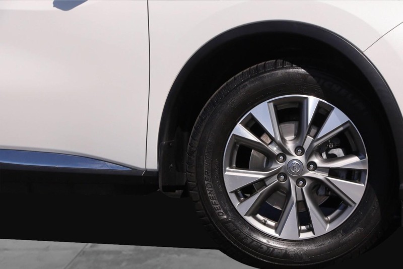 Nissan Murano Vehicle Image 03