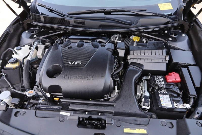Nissan Maxima Vehicle Image 27