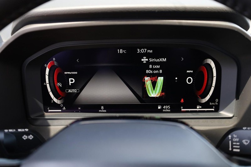 Nissan Rogue Vehicle Image 14