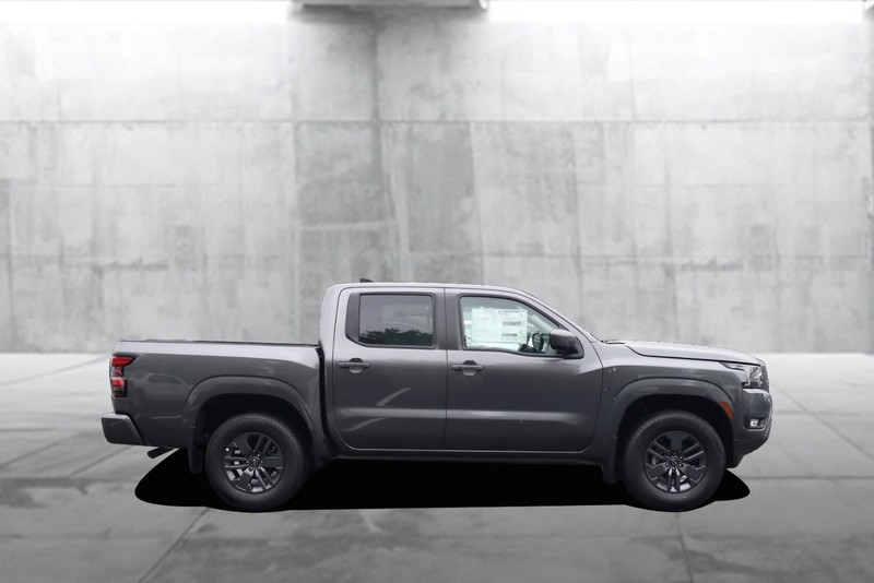 Nissan Frontier Vehicle Image 04
