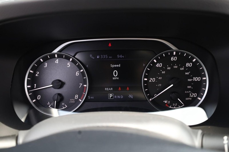Nissan Frontier Vehicle Image 10
