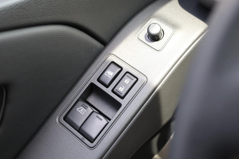 Nissan Frontier Vehicle Image 17
