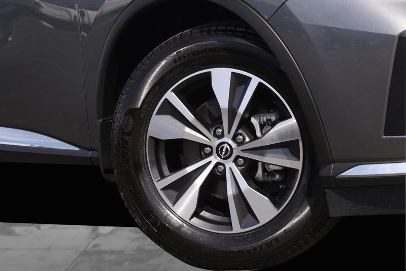 Nissan Murano Vehicle Image 03