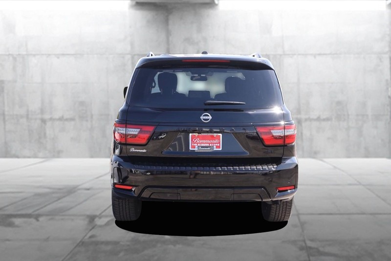 Nissan Armada Vehicle Image 06