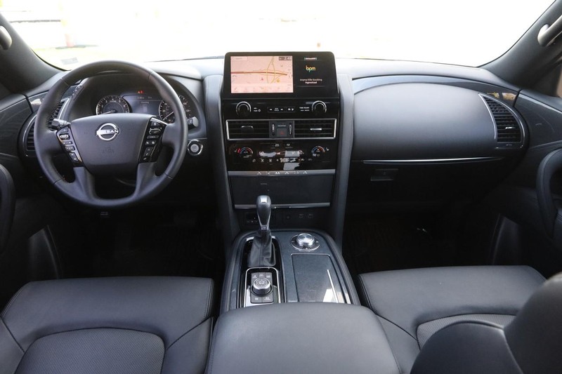 Nissan Armada Vehicle Image 22