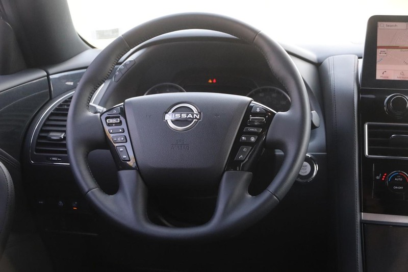 Nissan Armada Vehicle Image 24