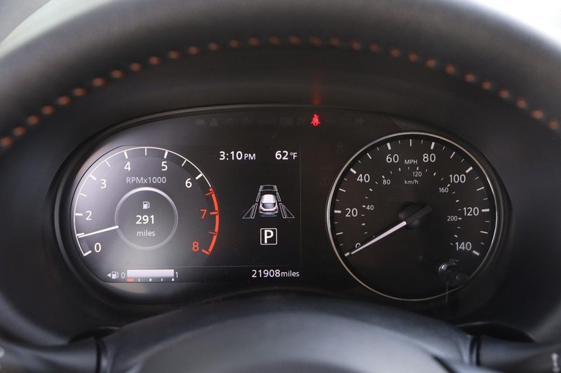 Nissan Kicks Vehicle Image 13