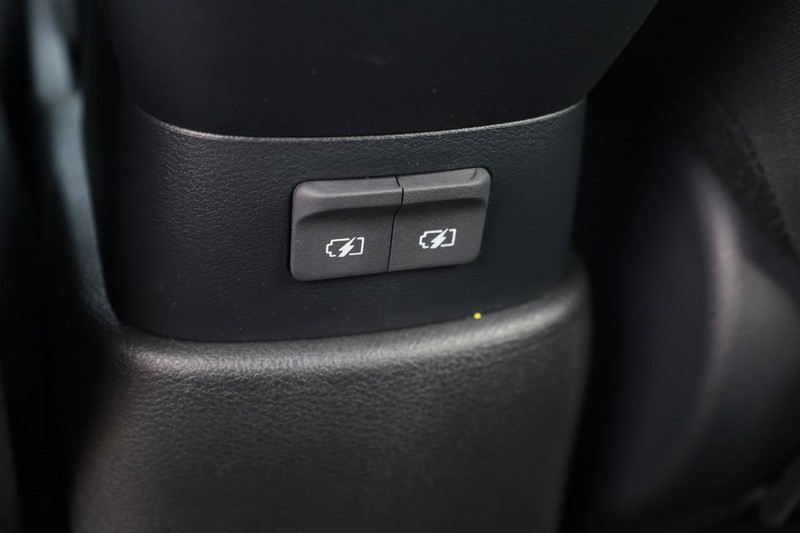 Nissan Kicks Play Vehicle Image 21