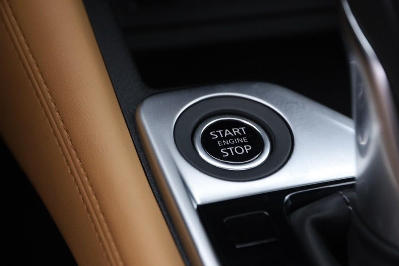 Nissan Sentra Vehicle Image 15