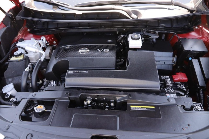 Nissan Murano Vehicle Image 25
