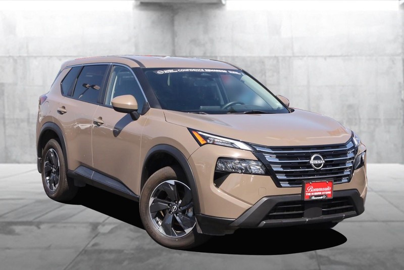 Nissan Rogue Vehicle Image 02