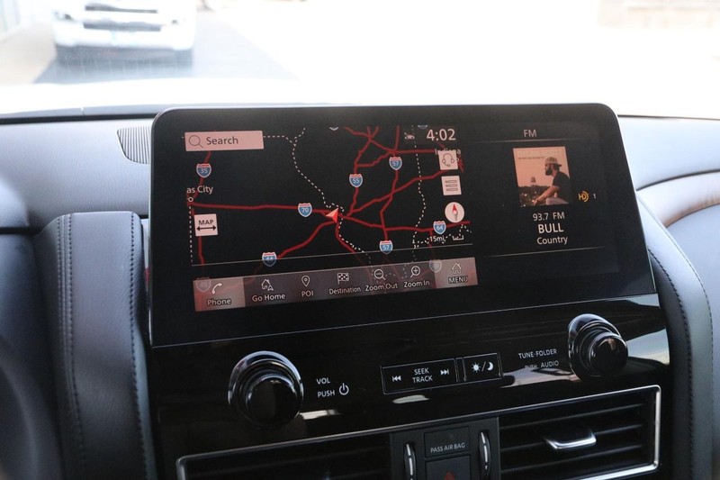 Nissan Armada Vehicle Image 17