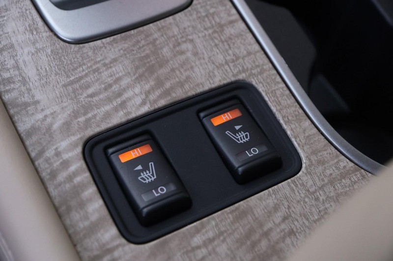 Nissan Murano Vehicle Image 18