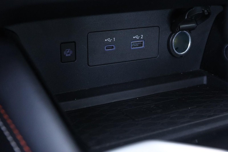 Nissan Altima Vehicle Image 19