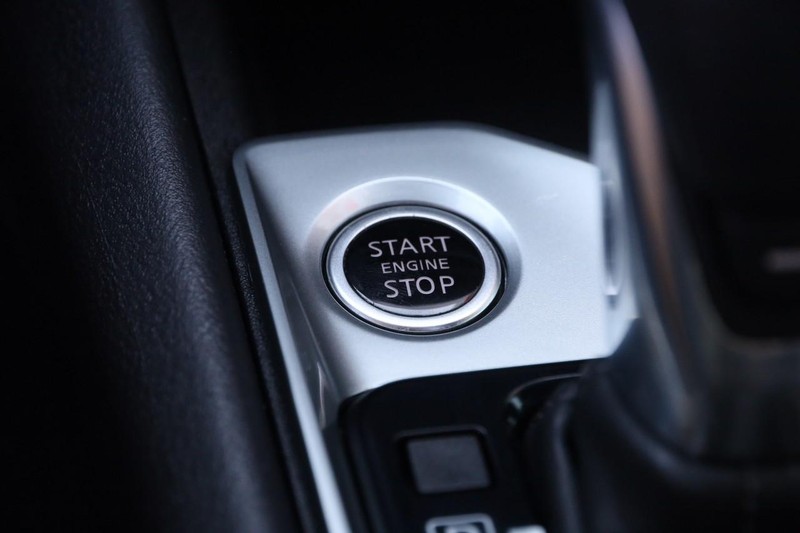 Nissan Altima Vehicle Image 14