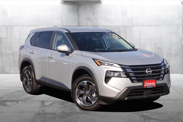 Used 2024 Nissan Rogue SV with VIN JN8BT3BA8RW356136 for sale in Hazelwood, MO