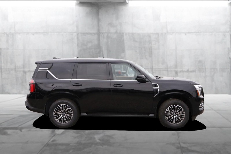 Nissan Armada Vehicle Image 05