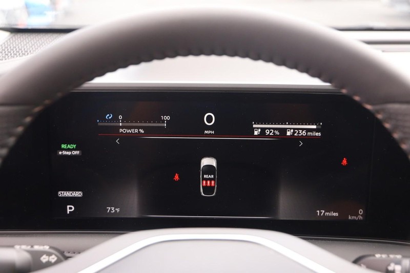 Nissan ARIYA Vehicle Image 15