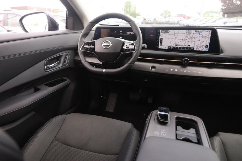 Nissan ARIYA Vehicle Image 23