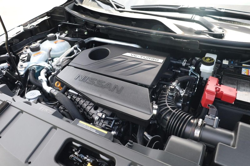 Nissan Rogue Vehicle Image 27