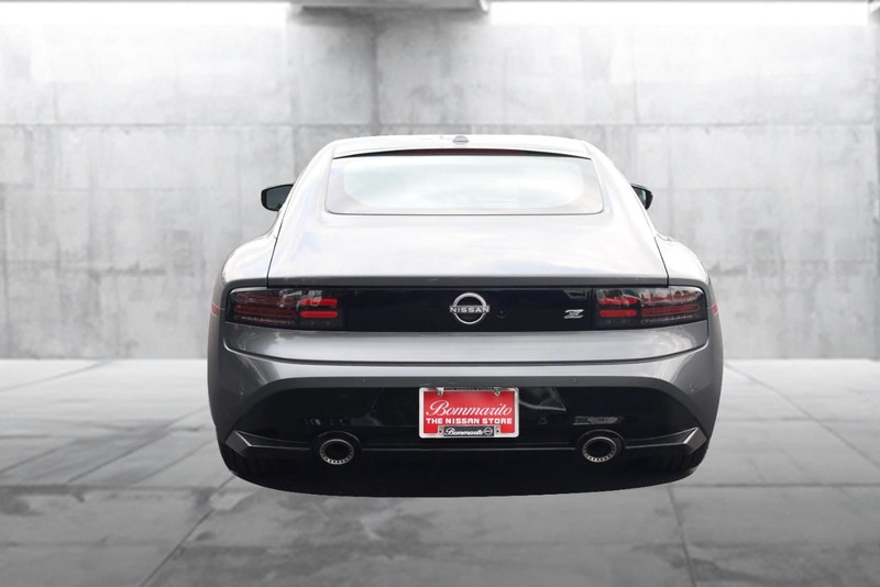 Nissan Z Vehicle Image 06