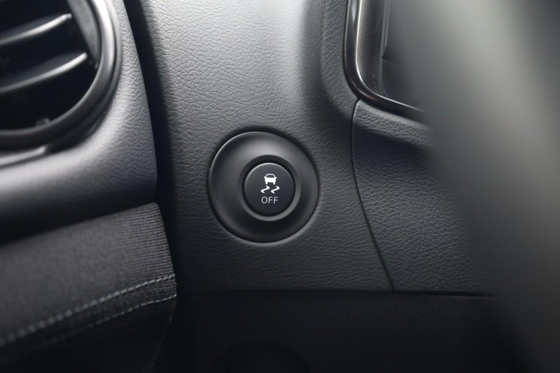 Nissan Z Vehicle Image 17