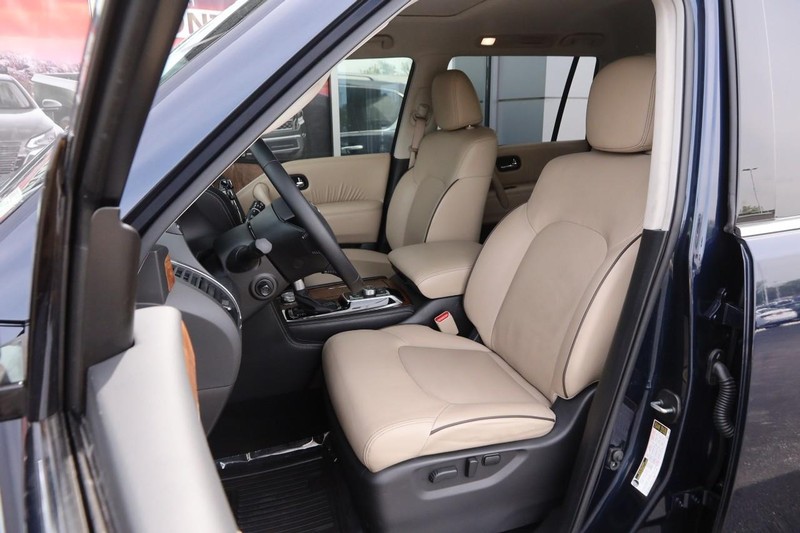Nissan Armada Vehicle Image 10
