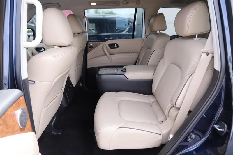 Nissan Armada Vehicle Image 11