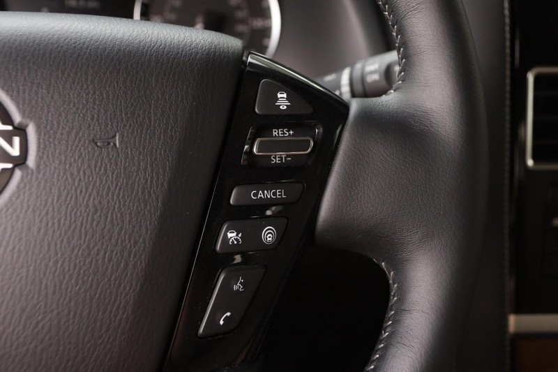 Nissan Armada Vehicle Image 14