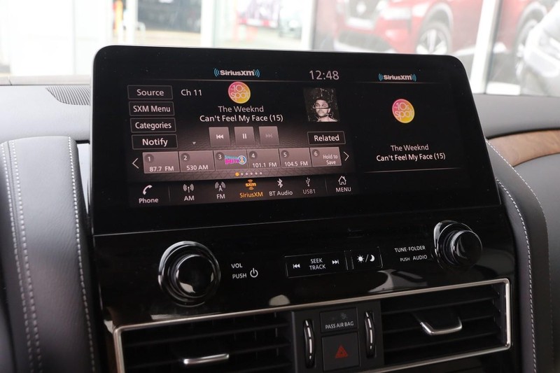 Nissan Armada Vehicle Image 17