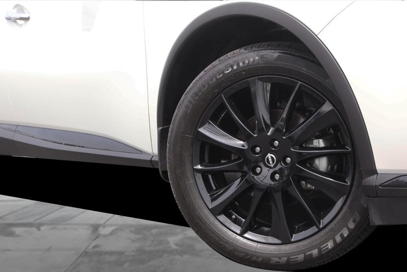 Nissan Murano Vehicle Image 03