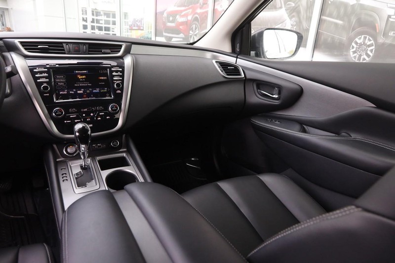 Nissan Murano Vehicle Image 25