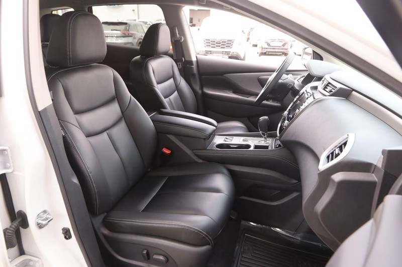 Nissan Murano Vehicle Image 26