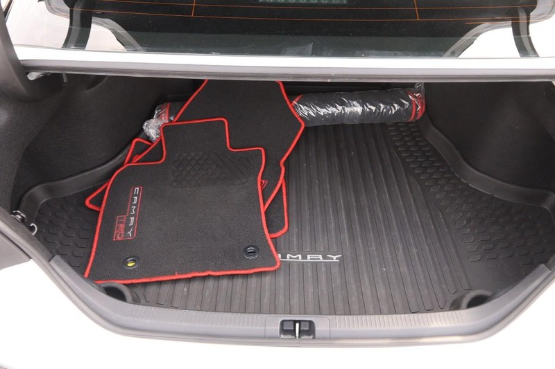 Toyota Camry Vehicle Image 07