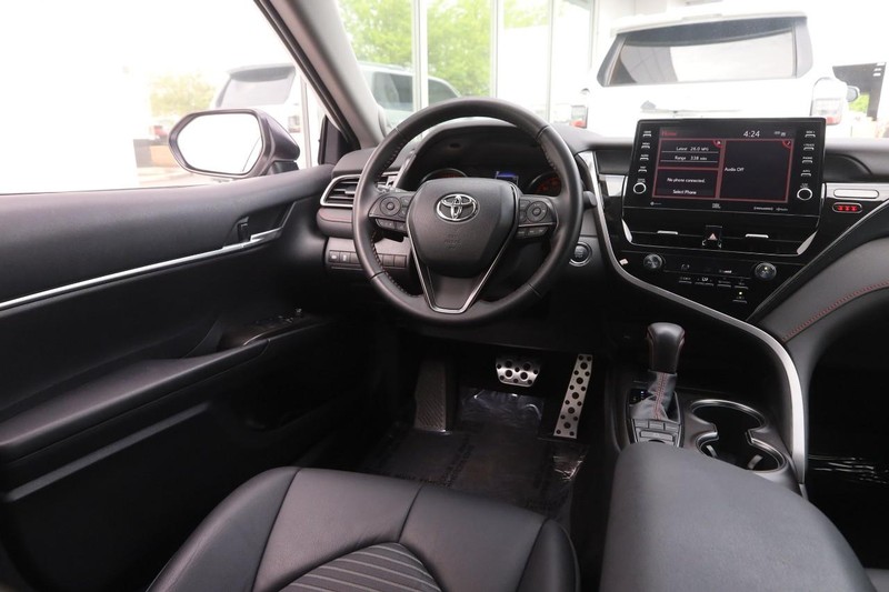 Toyota Camry Vehicle Image 21