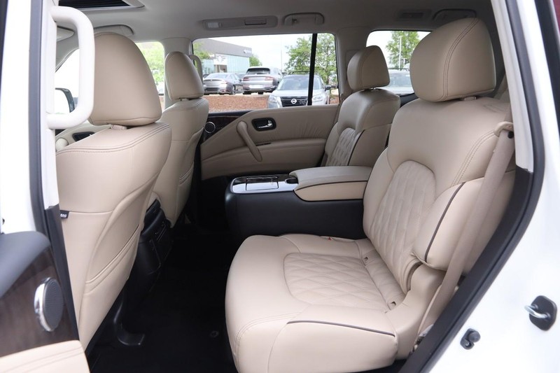 Nissan Armada Vehicle Image 12