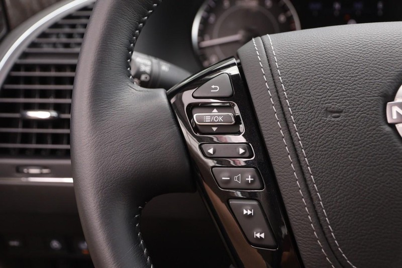 Nissan Armada Vehicle Image 15