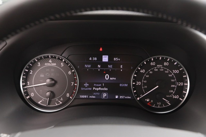 Nissan Armada Vehicle Image 17