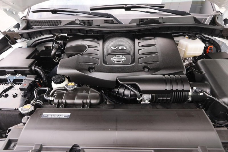 Nissan Armada Vehicle Image 31